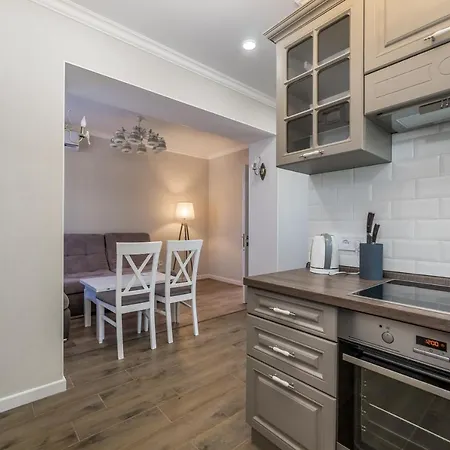 Apartament 20 Deribasivska Design *