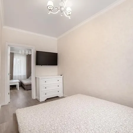 Apartament 20 Deribasivska Design Odessa