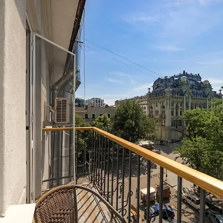 20 Deribasivska Design Odessa